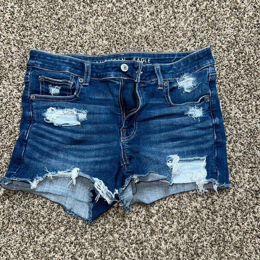 Women’s American Eagle denim shorts